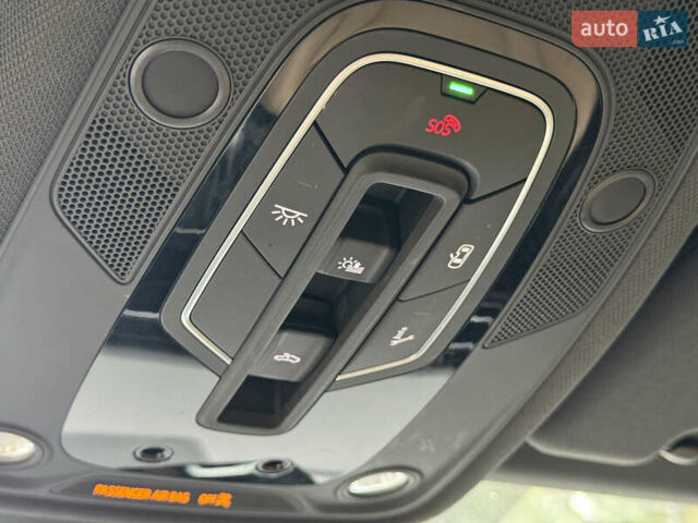 Ауді Q8 2021 у Києві на Automoto.ua Білий Ауді Q8, об'ємом двигуна 3 л та пробігом 102 тис. км за 57000 $, фото 39 на Automoto.ua