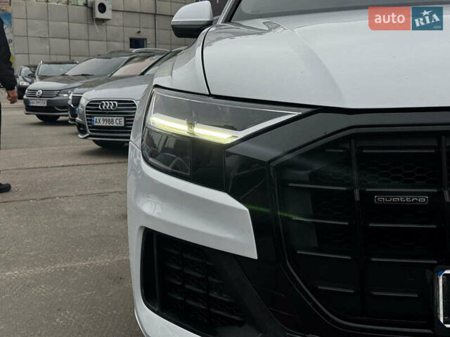 Білий Ауді Q8, об'ємом двигуна 3 л та пробігом 21 тис. км за 58990 $, фото 9 на Automoto.ua