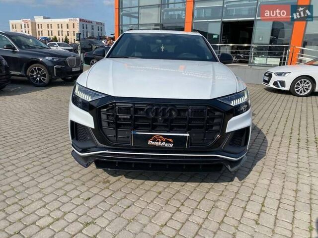 Белый Ауди Q8, объемом двигателя 3 л и пробегом 80 тыс. км за 63800 $, фото 1 на Automoto.ua