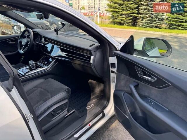 Белый Ауди Q8, объемом двигателя 3 л и пробегом 47 тыс. км за 68500 $, фото 72 на Automoto.ua