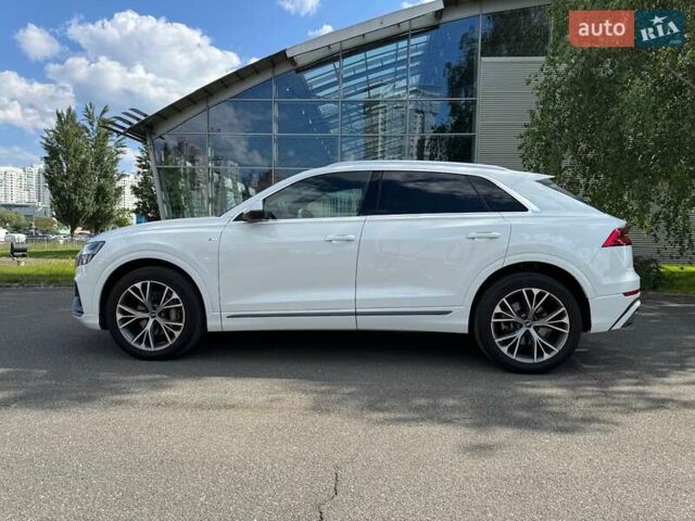 Белый Ауди Q8, объемом двигателя 3 л и пробегом 47 тыс. км за 68500 $, фото 21 на Automoto.ua