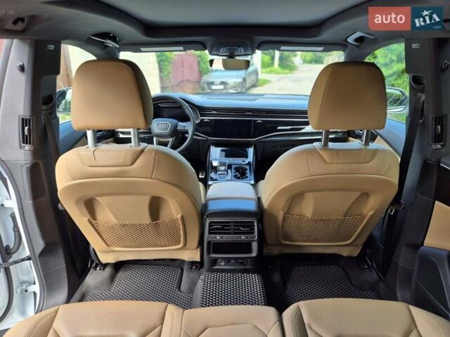 Белый Ауди Q8, объемом двигателя 3 л и пробегом 62 тыс. км за 59999 $, фото 33 на Automoto.ua