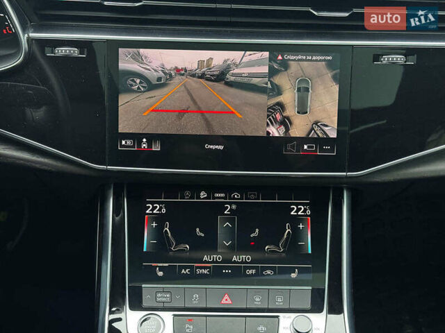 Білий Ауді Q8, об'ємом двигуна 3 л та пробігом 21 тис. км за 58990 $, фото 27 на Automoto.ua