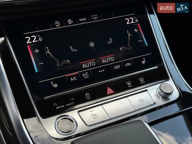 Белый Ауди Q8, объемом двигателя 3 л и пробегом 47 тыс. км за 68500 $, фото 42 на Automoto.ua