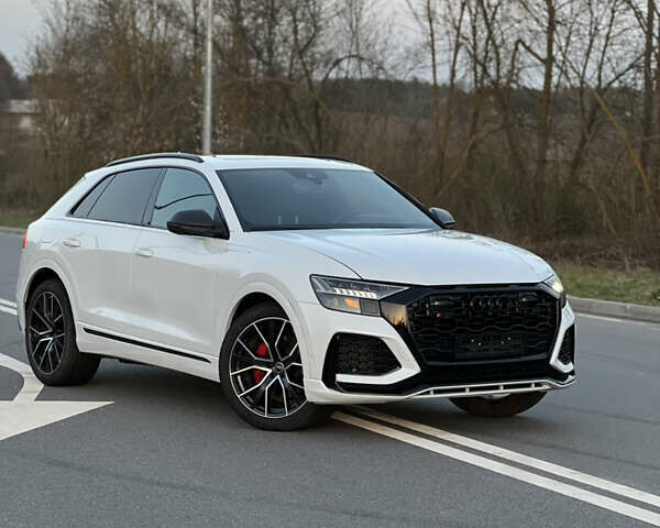 Белый Ауди Q8, объемом двигателя 3 л и пробегом 33 тыс. км за 67999 $, фото 2 на Automoto.ua