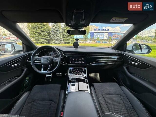 Белый Ауди Q8, объемом двигателя 3 л и пробегом 47 тыс. км за 68500 $, фото 77 на Automoto.ua