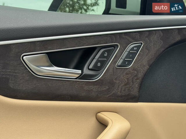 Ауді Q8 2021 у Києві на Automoto.ua Білий Ауді Q8, об'ємом двигуна 3 л та пробігом 102 тис. км за 57000 $, фото 27 на Automoto.ua