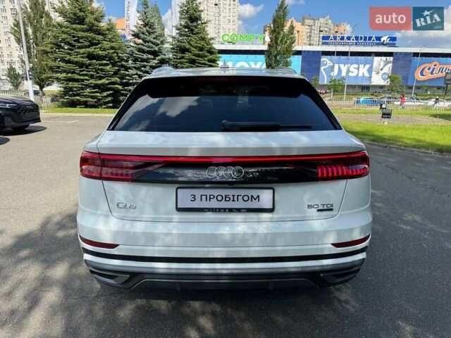 Белый Ауди Q8, объемом двигателя 3 л и пробегом 47 тыс. км за 68500 $, фото 11 на Automoto.ua