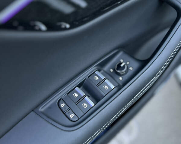 Белый Ауди Q8, объемом двигателя 3 л и пробегом 33 тыс. км за 67999 $, фото 49 на Automoto.ua