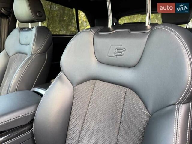 Белый Ауди Q8, объемом двигателя 3 л и пробегом 47 тыс. км за 68500 $, фото 31 на Automoto.ua