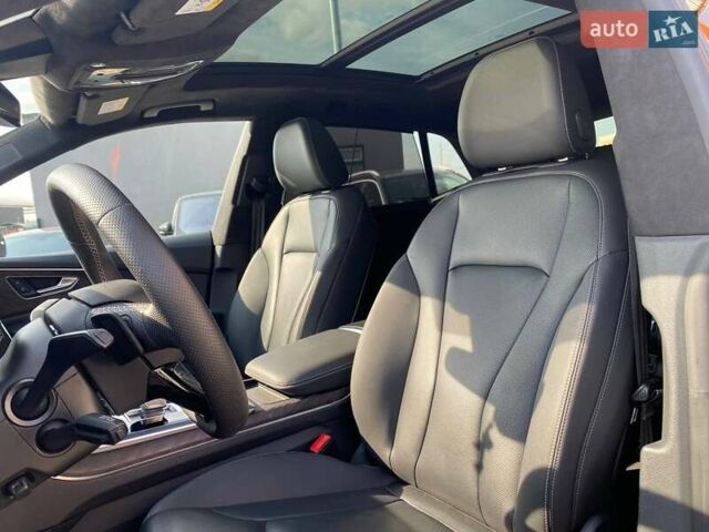 Белый Ауди Q8, объемом двигателя 3 л и пробегом 80 тыс. км за 63800 $, фото 23 на Automoto.ua