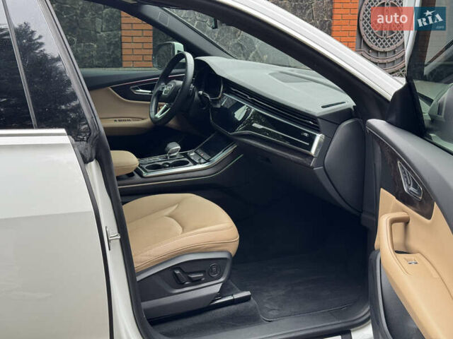 Ауді Q8 2021 у Києві на Automoto.ua Білий Ауді Q8, об'ємом двигуна 3 л та пробігом 102 тис. км за 57000 $, фото 50 на Automoto.ua