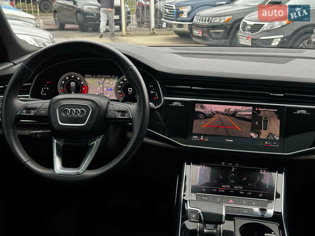 Білий Ауді Q8, об'ємом двигуна 3 л та пробігом 21 тис. км за 58990 $, фото 37 на Automoto.ua