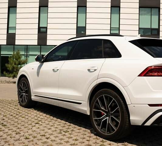 Белый Ауди Q8, объемом двигателя 3 л и пробегом 63 тыс. км за 69999 $, фото 7 на Automoto.ua