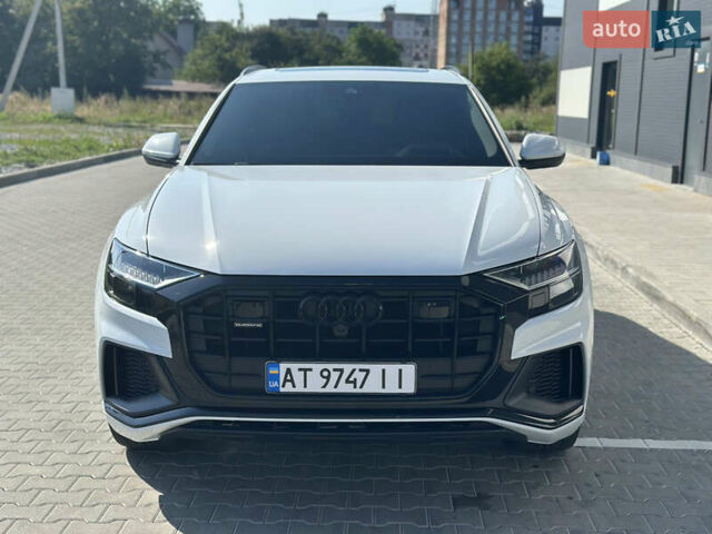 Белый Ауди Q8, объемом двигателя 3 л и пробегом 108 тыс. км за 59900 $, фото 1 на Automoto.ua