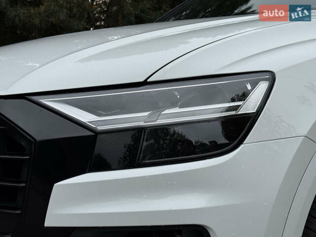 Ауді Q8 2021 у Києві на Automoto.ua Білий Ауді Q8, об'ємом двигуна 3 л та пробігом 102 тис. км за 57000 $, фото 20 на Automoto.ua