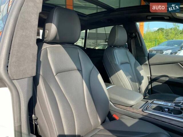 Белый Ауди Q8, объемом двигателя 3 л и пробегом 80 тыс. км за 63800 $, фото 31 на Automoto.ua