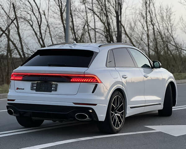 Белый Ауди Q8, объемом двигателя 3 л и пробегом 33 тыс. км за 67999 $, фото 23 на Automoto.ua