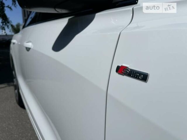 Білий Ауді Q8, об'ємом двигуна 3 л та пробігом 22 тис. км за 97000 $, фото 9 на Automoto.ua