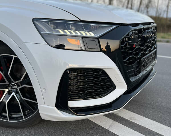 Білий Ауді Q8, об'ємом двигуна 3 л та пробігом 33 тис. км за 69999 $, фото 10 на Automoto.ua
