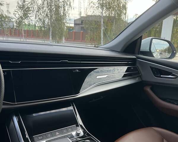 Белый Ауди Q8, объемом двигателя 2.97 л и пробегом 104 тыс. км за 57000 $, фото 7 на Automoto.ua