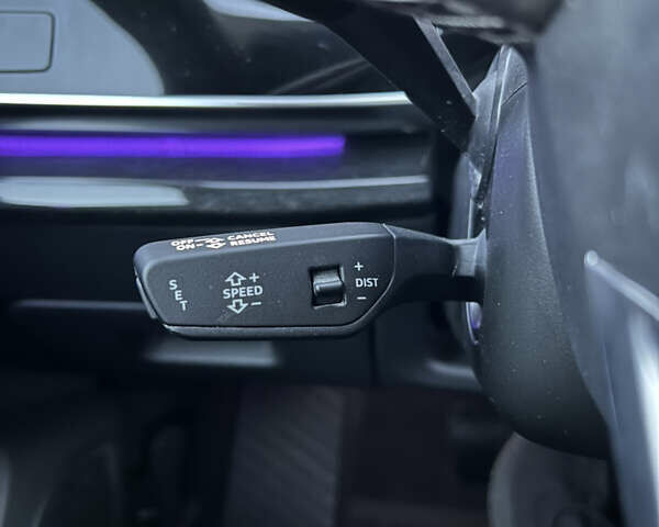 Белый Ауди Q8, объемом двигателя 3 л и пробегом 33 тыс. км за 67999 $, фото 41 на Automoto.ua