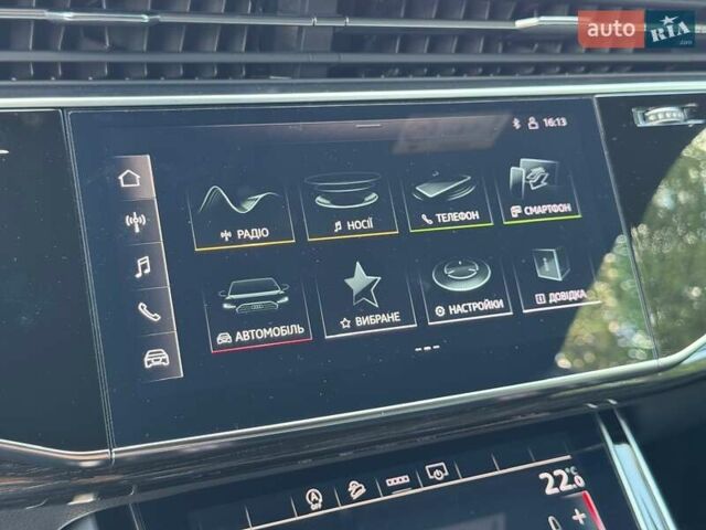 Белый Ауди Q8, объемом двигателя 3 л и пробегом 47 тыс. км за 68500 $, фото 43 на Automoto.ua