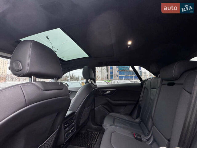 Білий Ауді Q8, об'ємом двигуна 3 л та пробігом 21 тис. км за 58990 $, фото 41 на Automoto.ua