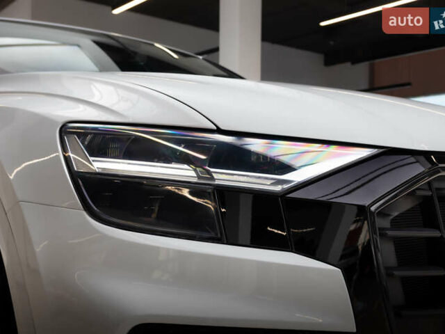 Белый Ауди Q8, объемом двигателя 3 л и пробегом 18 тыс. км за 58999 $, фото 12 на Automoto.ua