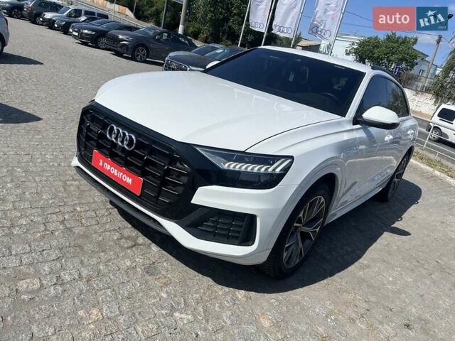 Белый Ауди Q8, объемом двигателя 2.97 л и пробегом 91 тыс. км за 74900 $, фото 3 на Automoto.ua