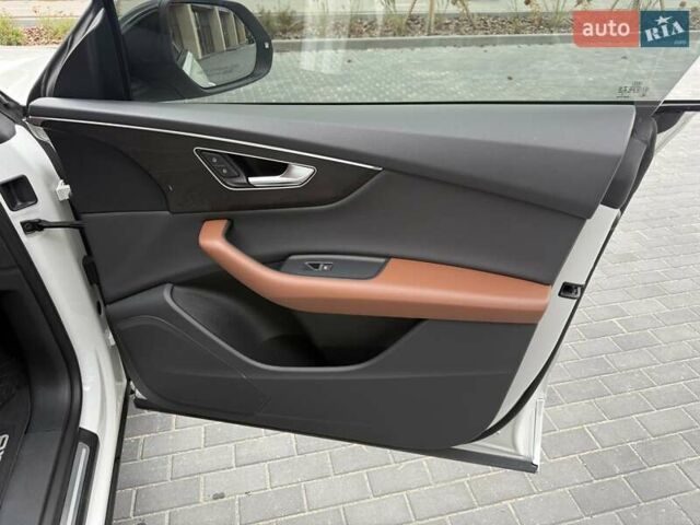 Белый Ауди Q8, объемом двигателя 3 л и пробегом 88 тыс. км за 56999 $, фото 30 на Automoto.ua