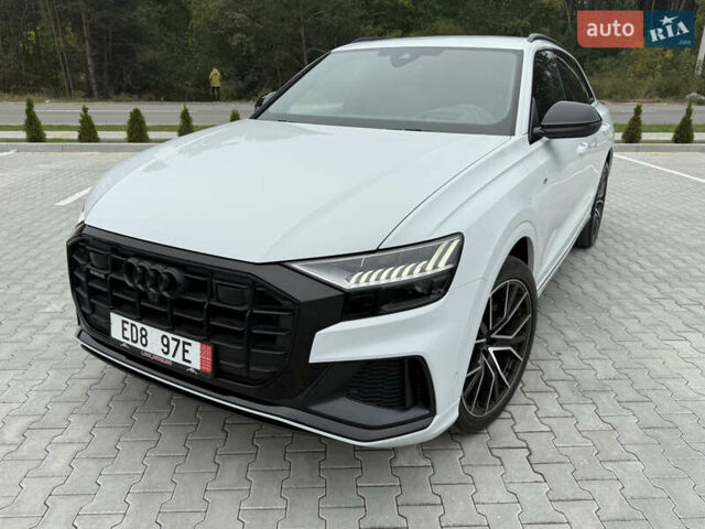 Білий Ауді Q8, об'ємом двигуна 2.97 л та пробігом 120 тис. км за 73900 $, фото 3 на Automoto.ua