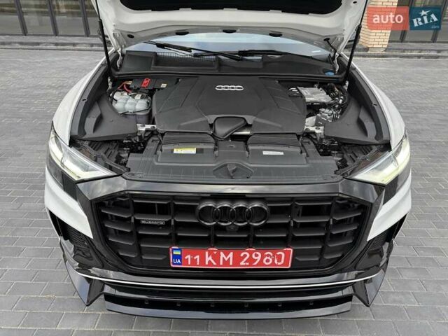 Белый Ауди Q8, объемом двигателя 3 л и пробегом 88 тыс. км за 56999 $, фото 35 на Automoto.ua