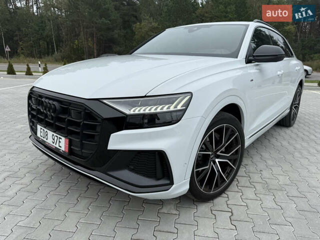 Білий Ауді Q8, об'ємом двигуна 2.97 л та пробігом 120 тис. км за 73900 $, фото 4 на Automoto.ua