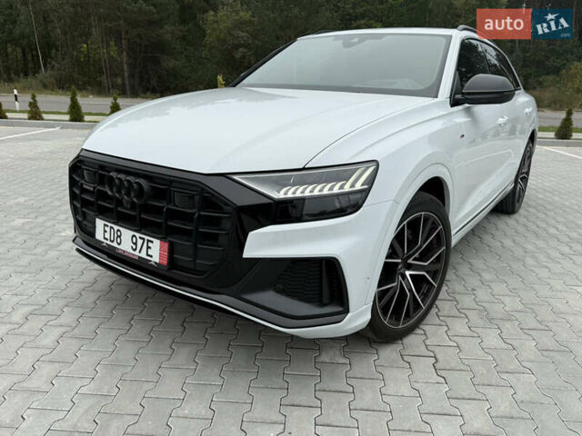 Білий Ауді Q8, об'ємом двигуна 2.97 л та пробігом 120 тис. км за 73900 $, фото 1 на Automoto.ua
