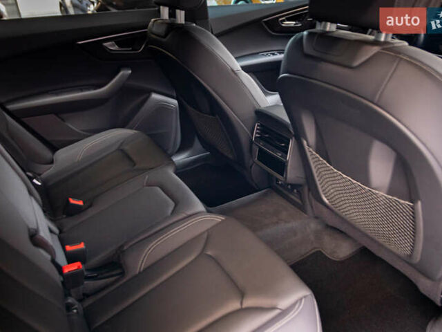 Белый Ауди Q8, объемом двигателя 3 л и пробегом 18 тыс. км за 58999 $, фото 35 на Automoto.ua