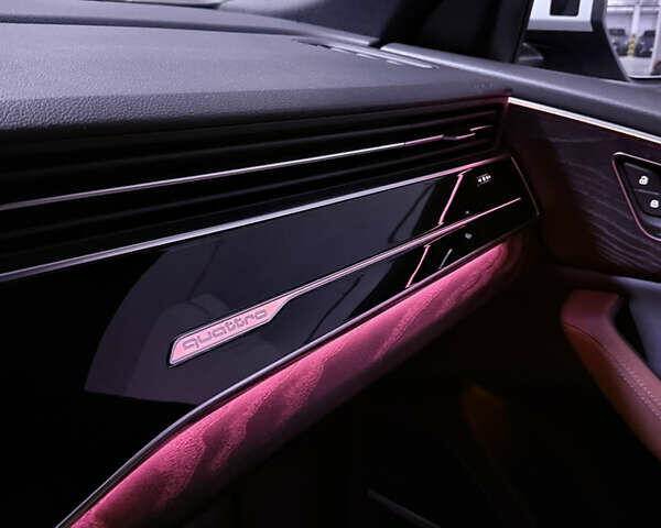 Белый Ауди Q8, объемом двигателя 3 л и пробегом 50 тыс. км за 70999 $, фото 13 на Automoto.ua