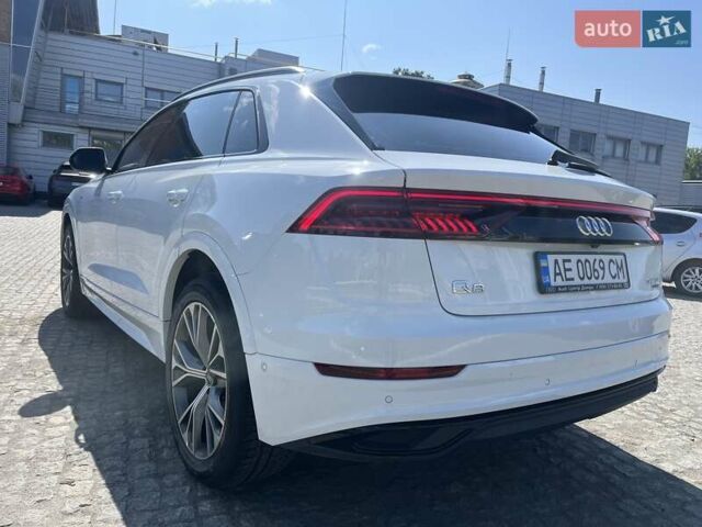 Белый Ауди Q8, объемом двигателя 2.97 л и пробегом 91 тыс. км за 74900 $, фото 17 на Automoto.ua