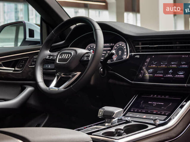Белый Ауди Q8, объемом двигателя 3 л и пробегом 18 тыс. км за 58999 $, фото 21 на Automoto.ua