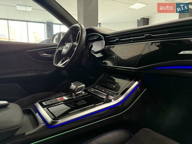 Белый Ауди Q8, объемом двигателя 2.97 л и пробегом 133 тыс. км за 65500 $, фото 46 на Automoto.ua