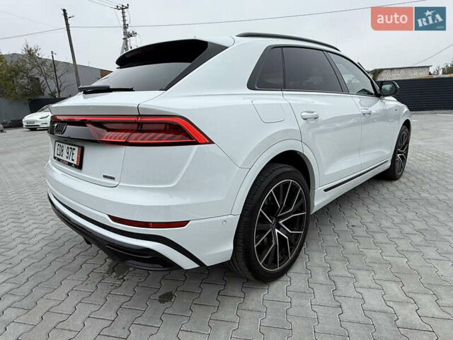 Білий Ауді Q8, об'ємом двигуна 2.97 л та пробігом 120 тис. км за 73900 $, фото 23 на Automoto.ua