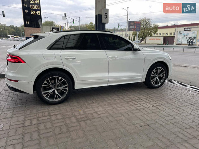 Белый Ауди Q8, объемом двигателя 3 л и пробегом 88 тыс. км за 84900 $, фото 3 на Automoto.ua