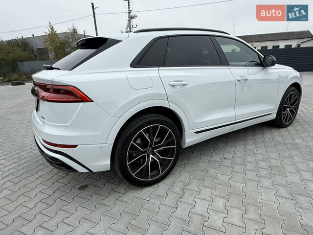 Білий Ауді Q8, об'ємом двигуна 2.97 л та пробігом 120 тис. км за 73900 $, фото 20 на Automoto.ua