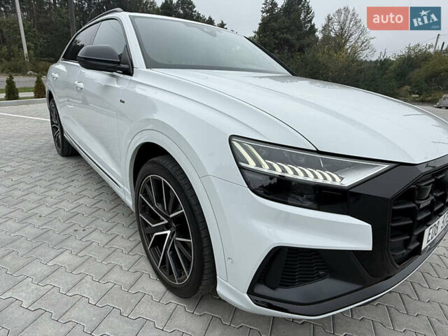 Білий Ауді Q8, об'ємом двигуна 2.97 л та пробігом 120 тис. км за 73900 $, фото 13 на Automoto.ua