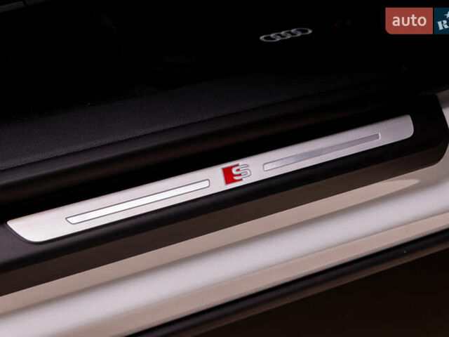 Белый Ауди Q8, объемом двигателя 3 л и пробегом 18 тыс. км за 58909 $, фото 33 на Automoto.ua