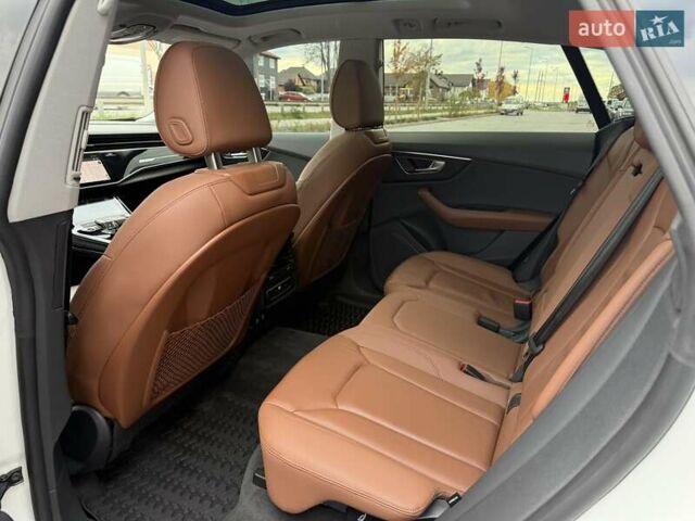 Белый Ауди Q8, объемом двигателя 3 л и пробегом 88 тыс. км за 56999 $, фото 22 на Automoto.ua
