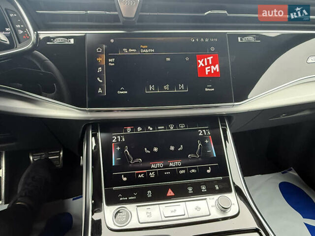 Білий Ауді Q8, об'ємом двигуна 2.97 л та пробігом 120 тис. км за 73900 $, фото 44 на Automoto.ua