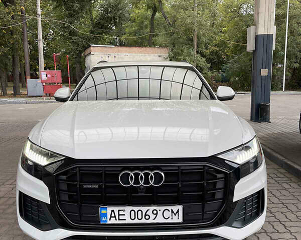 Белый Ауди Q8, объемом двигателя 3 л и пробегом 88 тыс. км за 84900 $, фото 1 на Automoto.ua