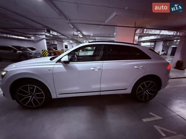 Белый Ауди Q8, объемом двигателя 3 л и пробегом 50 тыс. км за 70999 $, фото 7 на Automoto.ua