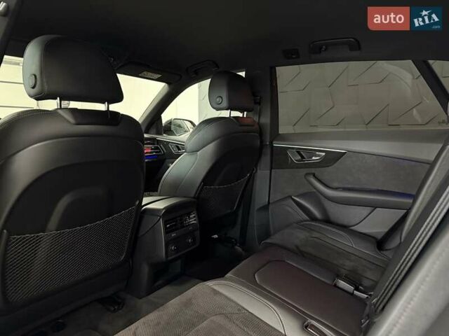 Белый Ауди Q8, объемом двигателя 2.97 л и пробегом 133 тыс. км за 65500 $, фото 41 на Automoto.ua